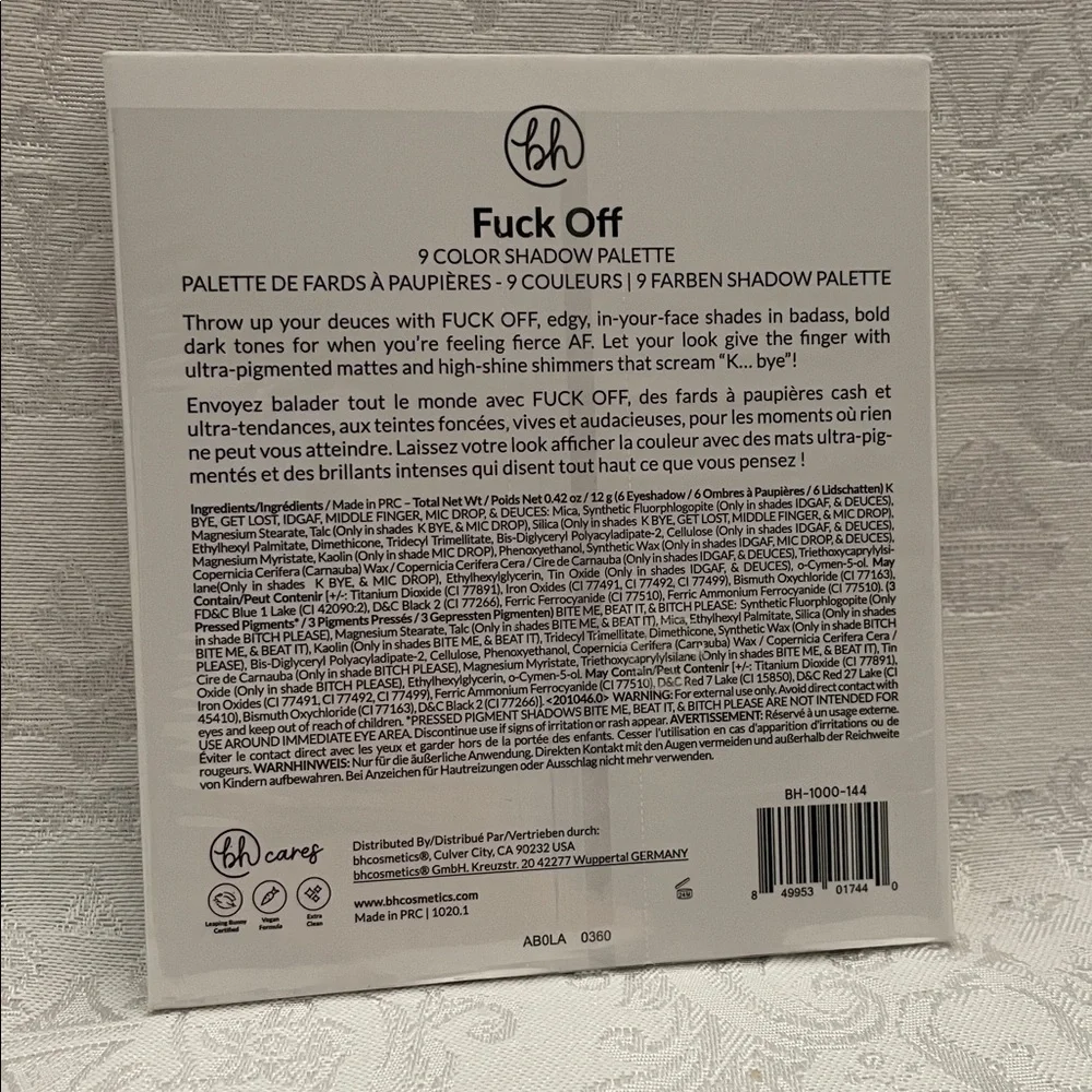 NWT Eyeshadow Palette with Mirror - Picture 3 of 3